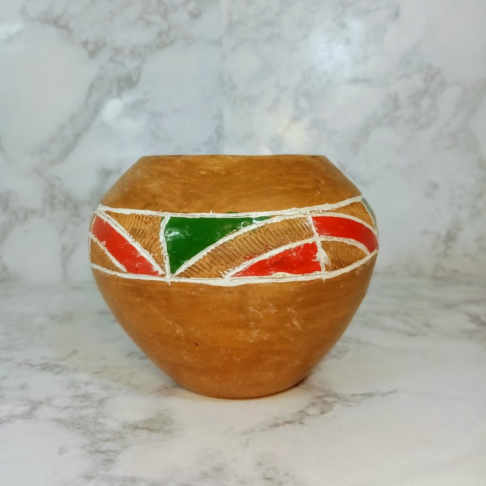 SOLD!! Handmade Vintage Native American Style Small Pottery Vase